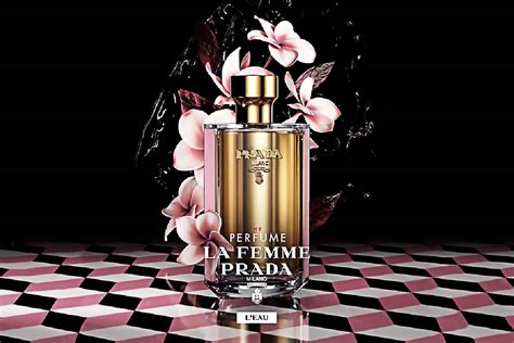 prada la femme review